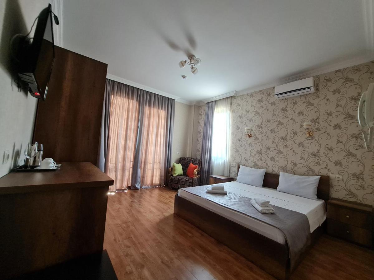 Gold Line Hotel 第比利斯 外观 照片