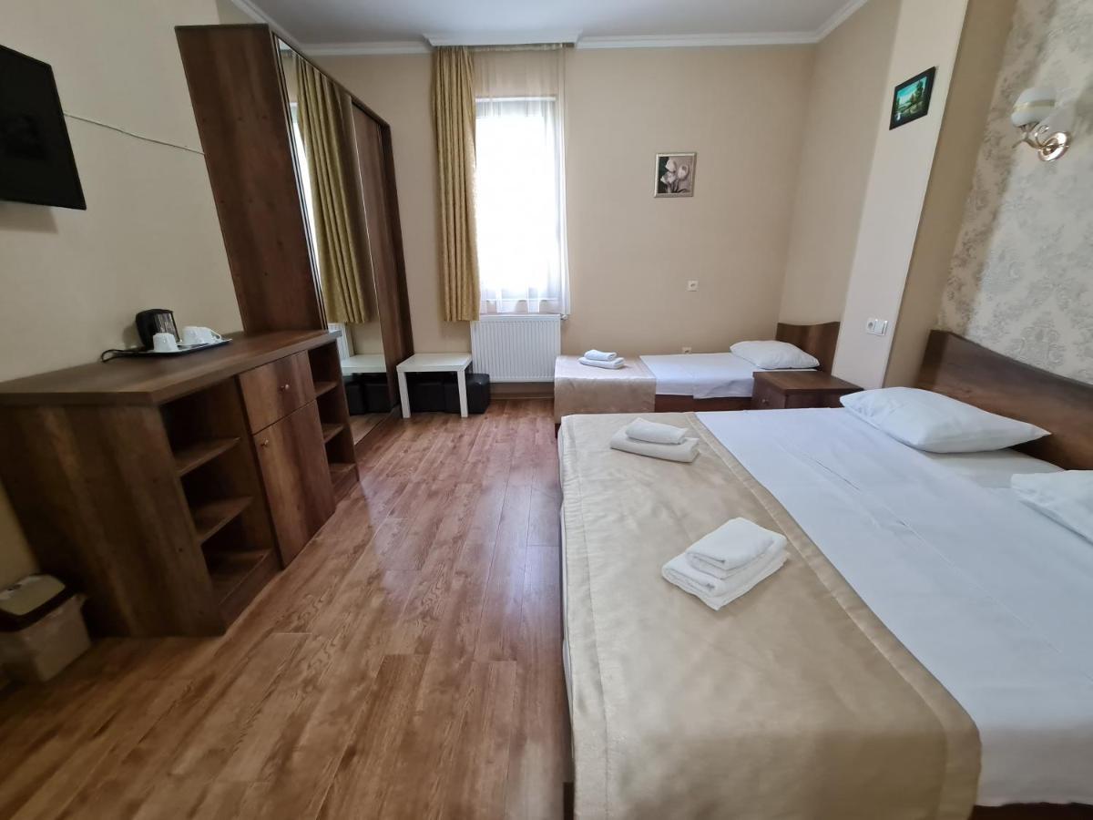 Gold Line Hotel 第比利斯 外观 照片