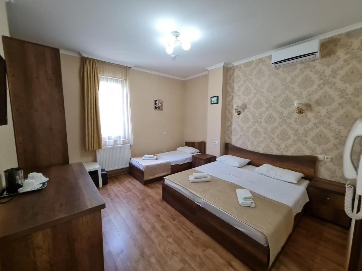 Gold Line Hotel 第比利斯 外观 照片