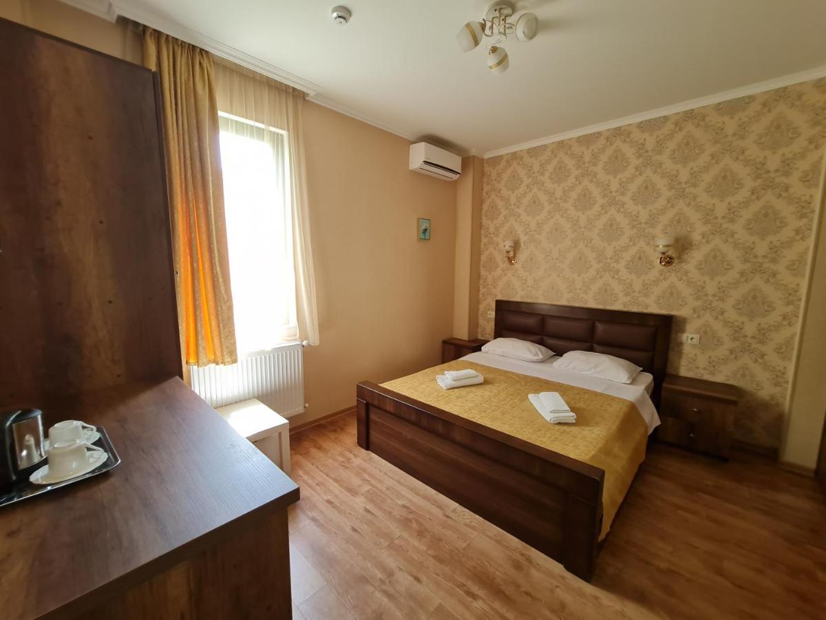Gold Line Hotel 第比利斯 外观 照片