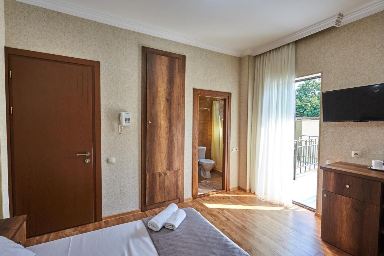 Gold Line Hotel 第比利斯 外观 照片